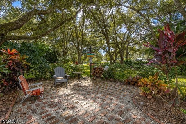 4691 Long Lake DR, Fort Myers, FL 33905