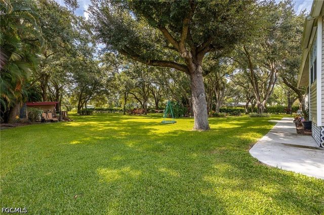 4691 Long Lake DR, Fort Myers, FL 33905