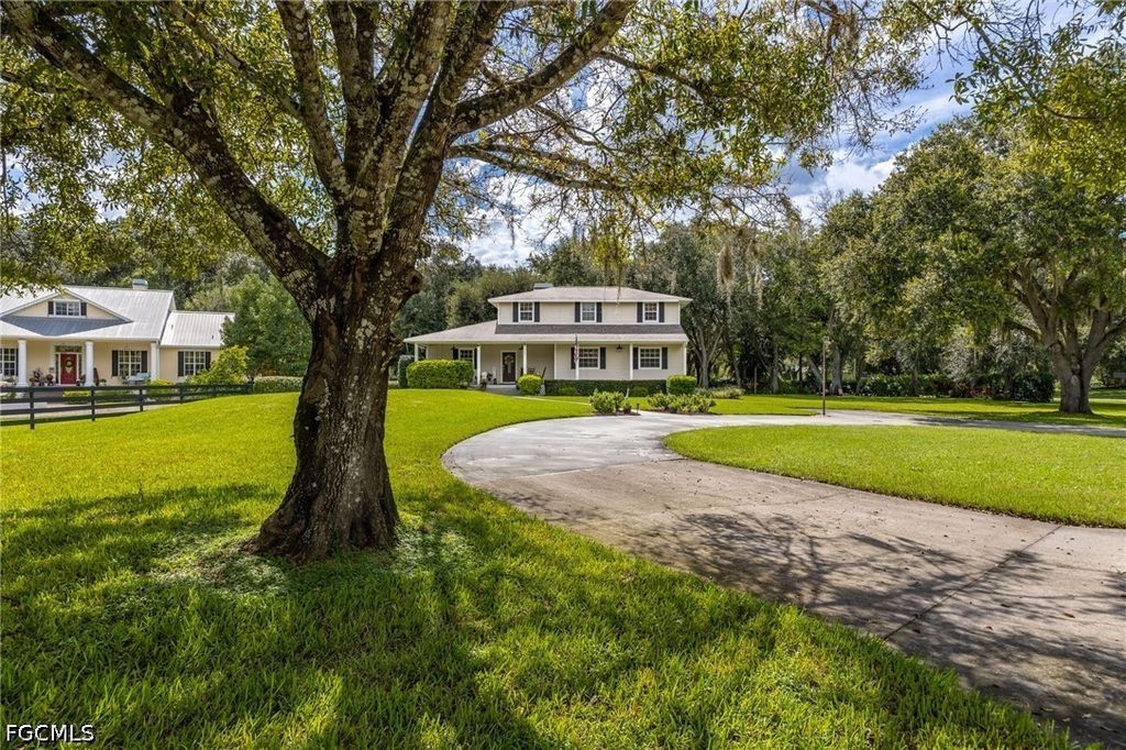 4691 Long Lake DR, Fort Myers, FL 33905