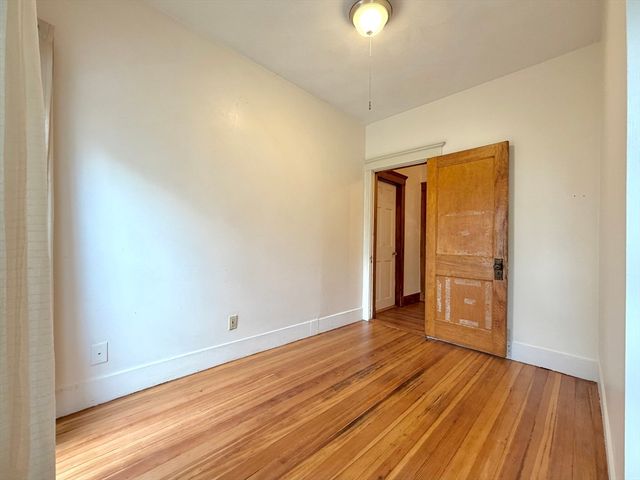 8 Douglas Ave 2, Somerville, MA 02145