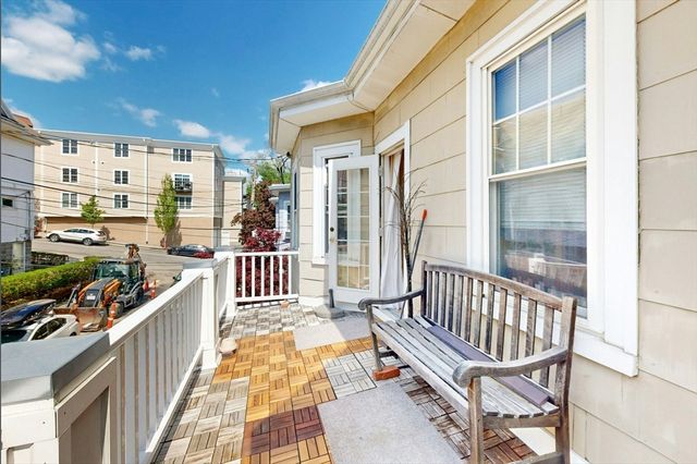 8 Douglas Ave 2, Somerville, MA 02145