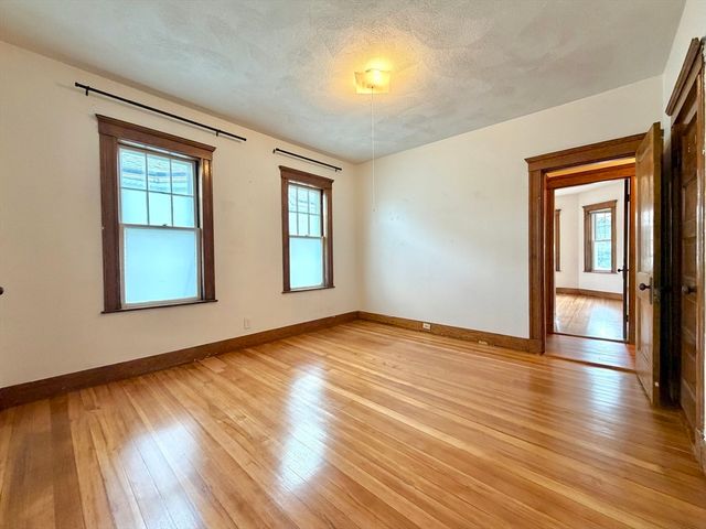 8 Douglas Ave 2, Somerville, MA 02145