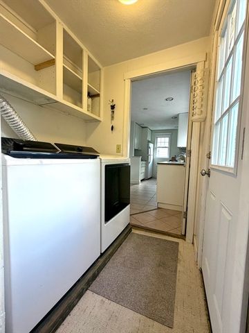 8 Douglas Ave 2, Somerville, MA 02145