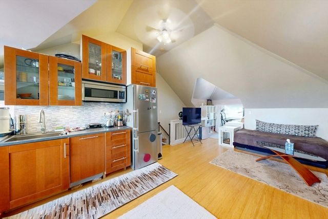 8 Douglas Ave 2, Somerville, MA 02145
