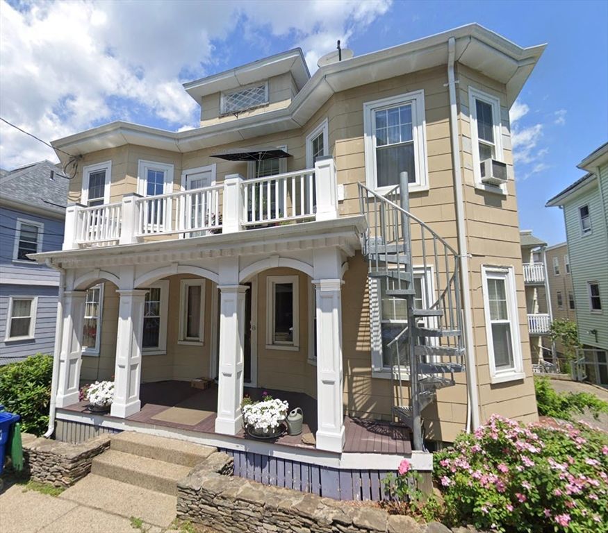 8 Douglas Ave 2, Somerville, MA 02145