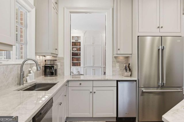 221 Hamilton Road, Athens, GA 30606