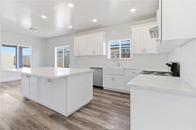 160 Jeanna Dr. Court, Atwater, CA 95301