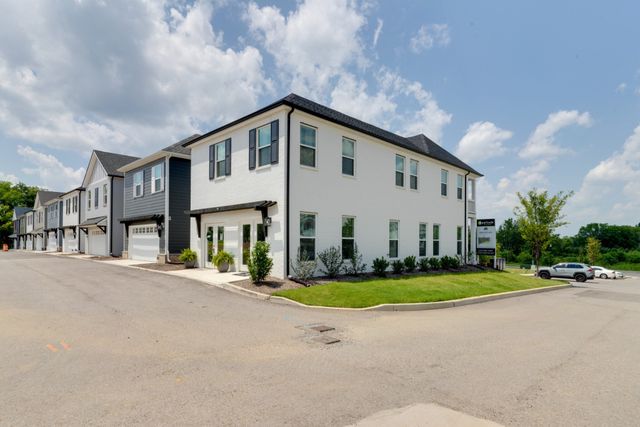 168 Rothwood Drive, Hendersonville, TN 37075