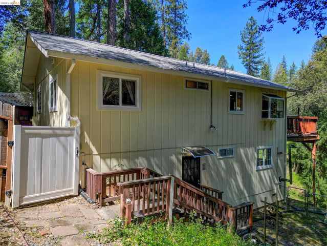 21931 Glenwood Rd., Sonora, CA 95370