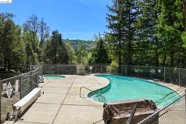 21931 Glenwood Rd., Sonora, CA 95370