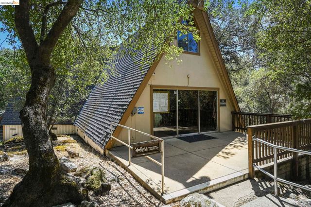 21931 Glenwood Rd., Sonora, CA 95370