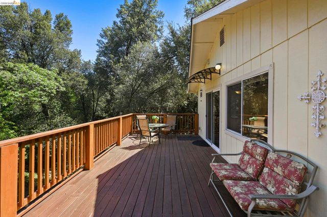 21931 Glenwood Rd., Sonora, CA 95370
