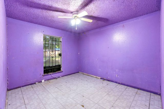 12806 Mill Valley Road, Houston, TX 77048
