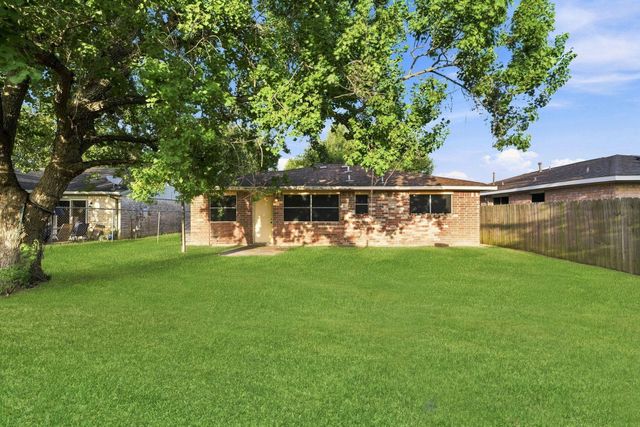 12806 Mill Valley Road, Houston, TX 77048