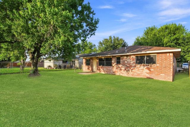 12806 Mill Valley Road, Houston, TX 77048