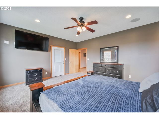 2487 REDWOOD Ave, Longview, WA 98632