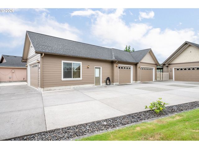 2487 REDWOOD Ave, Longview, WA 98632