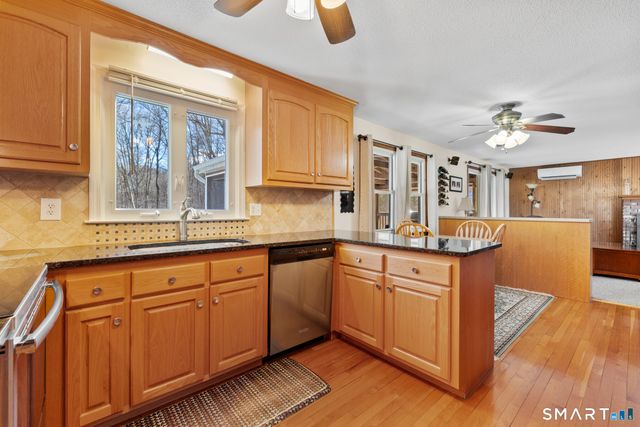 51 Williams Road, Montville, CT 06370