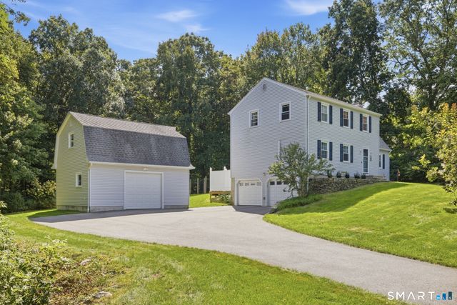 51 Williams Road, Montville, CT 06370