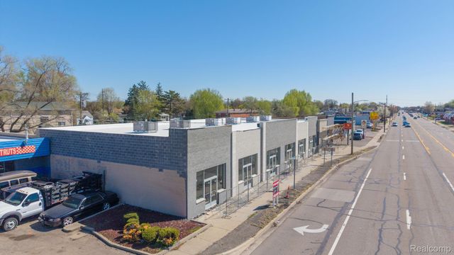 31268 Ford Road, Garden City, MI 48135