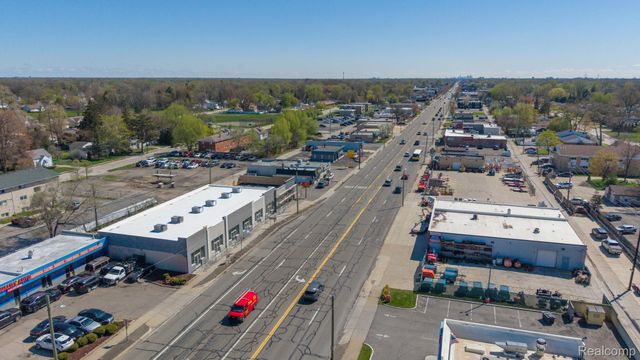 31268 Ford Road, Garden City, MI 48135