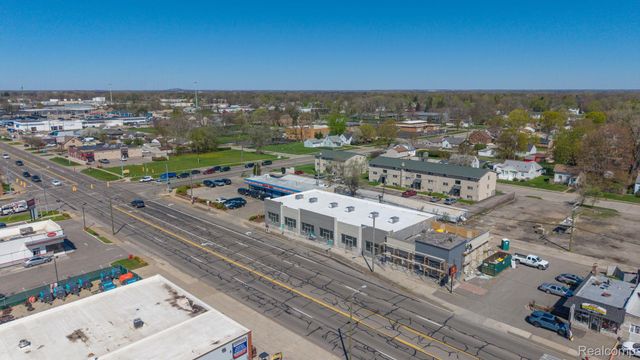 31268 Ford Road, Garden City, MI 48135