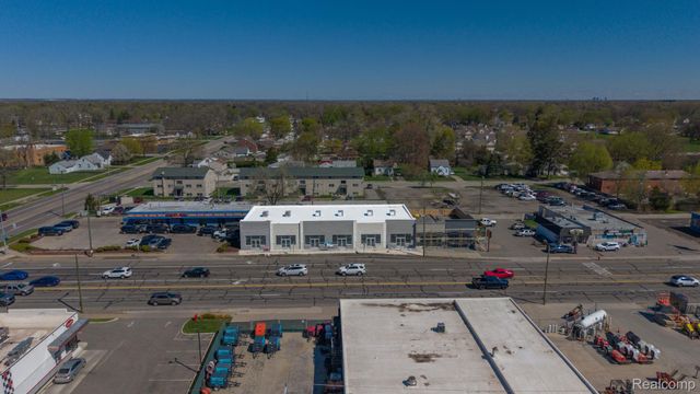31268 Ford Road, Garden City, MI 48135