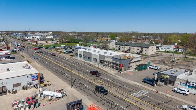 31268 Ford Road, Garden City, MI 48135