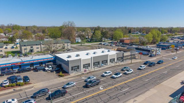 31268 Ford Road, Garden City, MI 48135