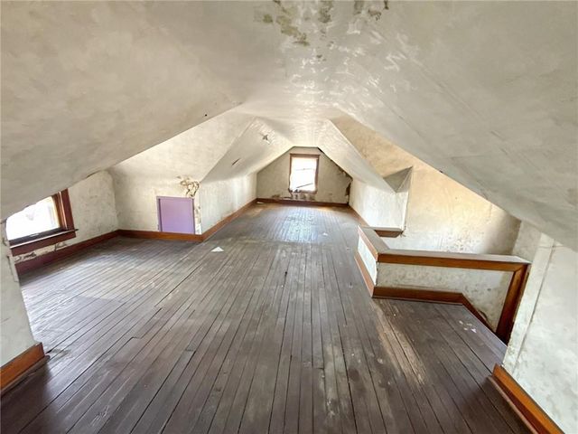 4210 Montgall Avenue, Kansas City, MO 64130