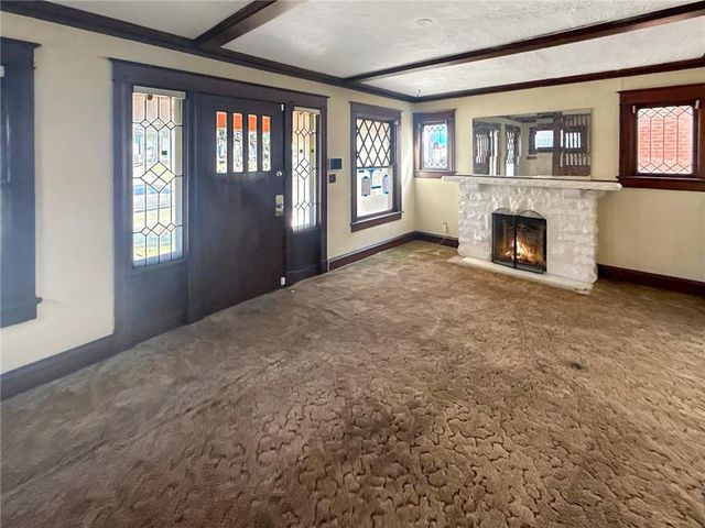 4210 Montgall Avenue, Kansas City, MO 64130