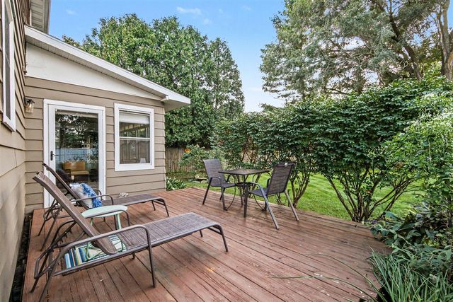 1727 Wayside Drive, Kentwood, MI 49546