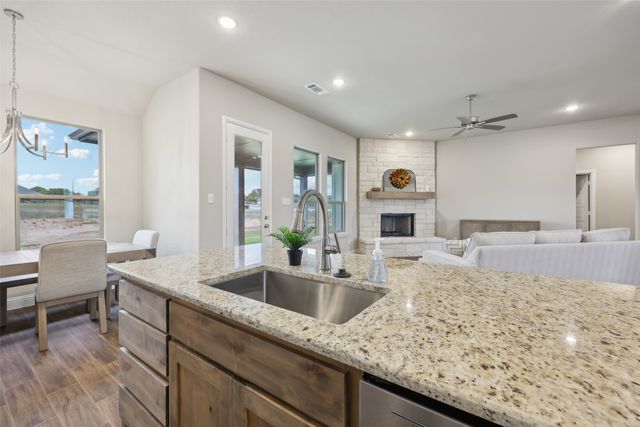 4000 Roan Court, Springtown, TX 76082