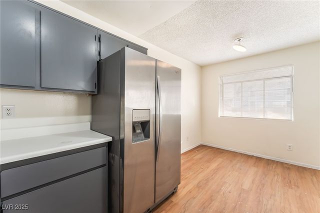 1983 Cosmic Drive, Las Vegas, NV 89115