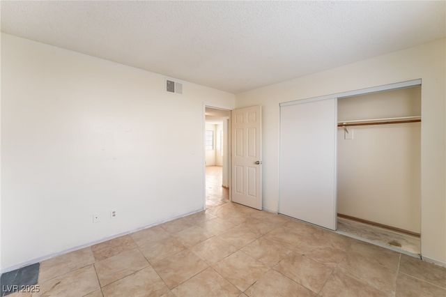 1983 Cosmic Drive, Las Vegas, NV 89115