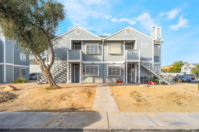 1983 Cosmic Drive, Las Vegas, NV 89115