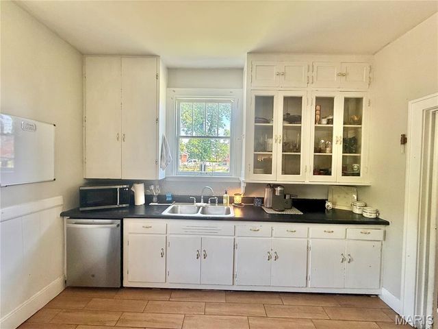 108 Park Drive, Fredericktown, MO 63645