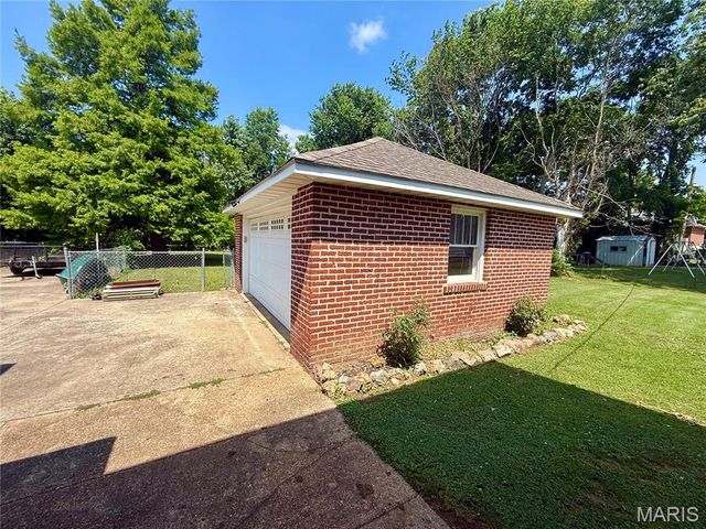 108 Park Drive, Fredericktown, MO 63645