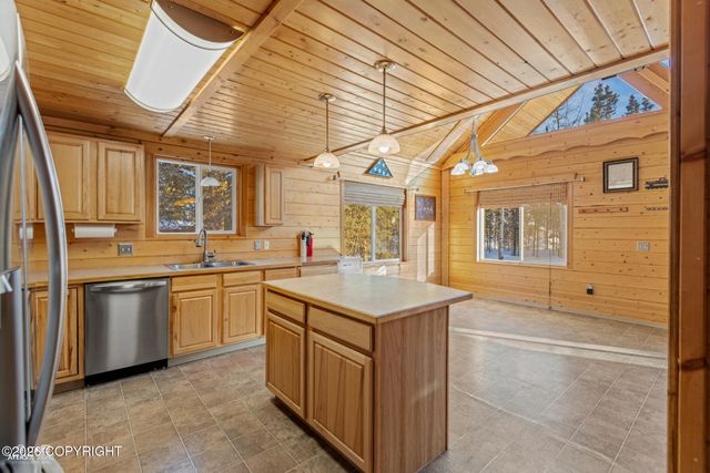 38863 Ian Circle, Sterling, AK 99672