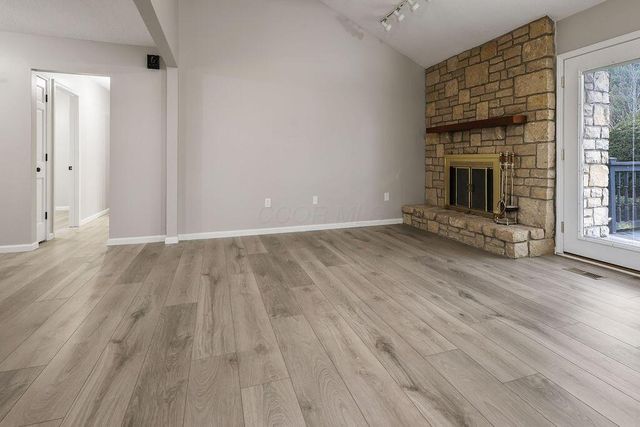 9484 Johnstown Utica Road, Johnstown, OH 43031