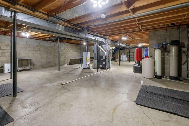 9484 Johnstown Utica Road, Johnstown, OH 43031