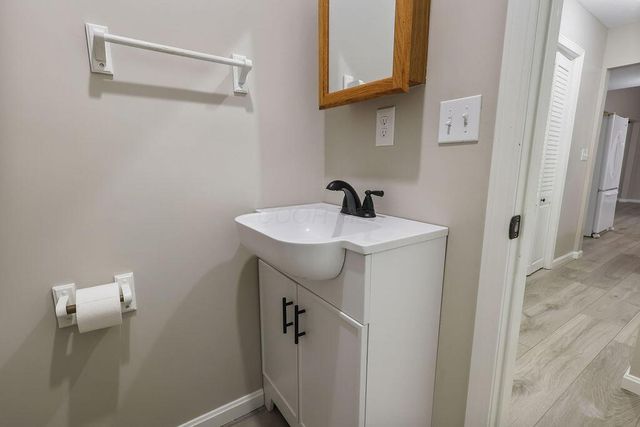 9484 Johnstown Utica Road, Johnstown, OH 43031