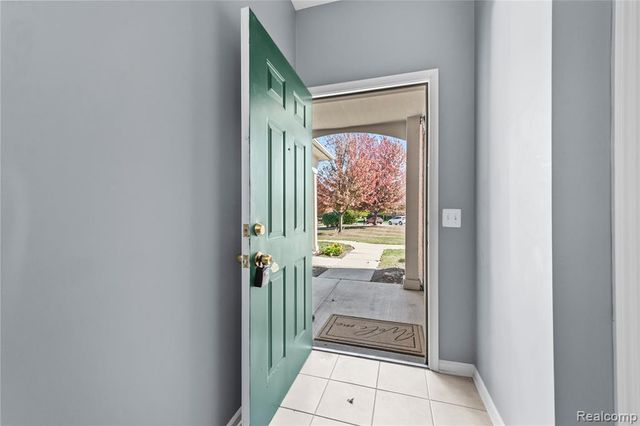 54673 Marissa Way, Shelby Twp, MI 48316