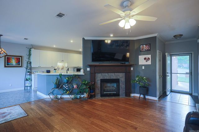 7 Manitoba Cove, Maumelle, AR 72113