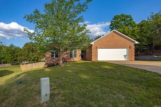 7 Manitoba Cove, Maumelle, AR 72113