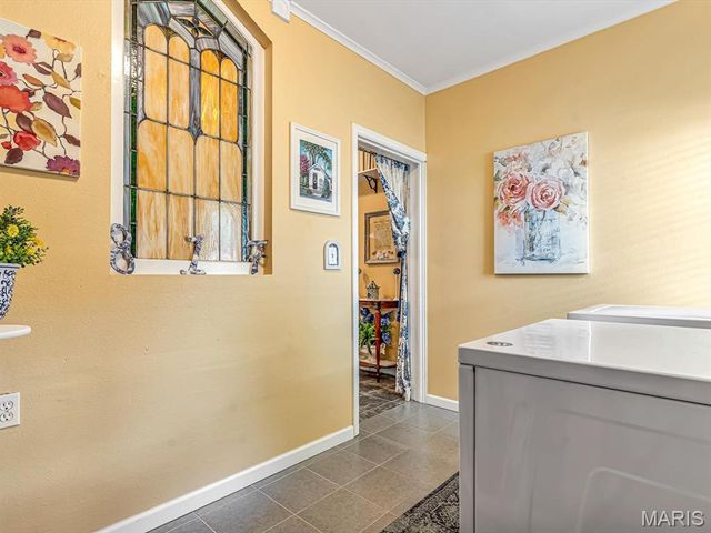 817 Saint Louis Street, Edwardsville, IL 62025