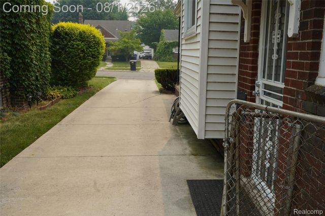 10917 Beaconsfield Street, Detroit, MI 48224