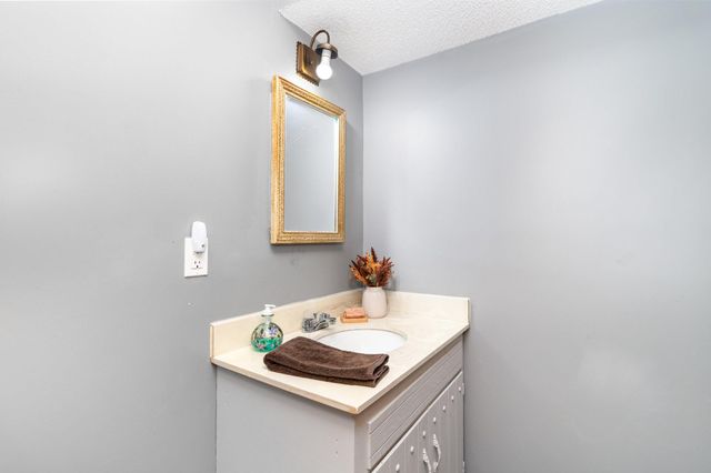 3244 Ensign Court N, New Hope, MN 55427