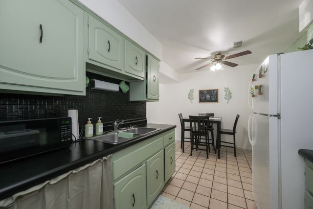 6115 W 94TH Street A5, Oak Lawn, IL 60453