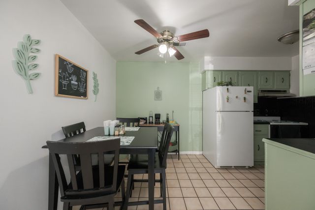 6115 W 94TH Street A5, Oak Lawn, IL 60453